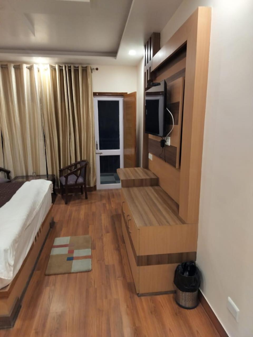 Summer Hill Resort Чейл Екстер'єр фото